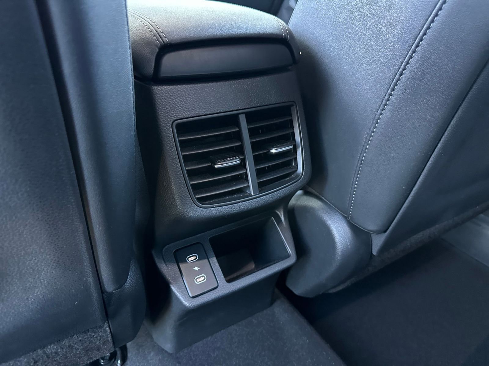 Thumbnail: 2025 Kia Seltos - 23