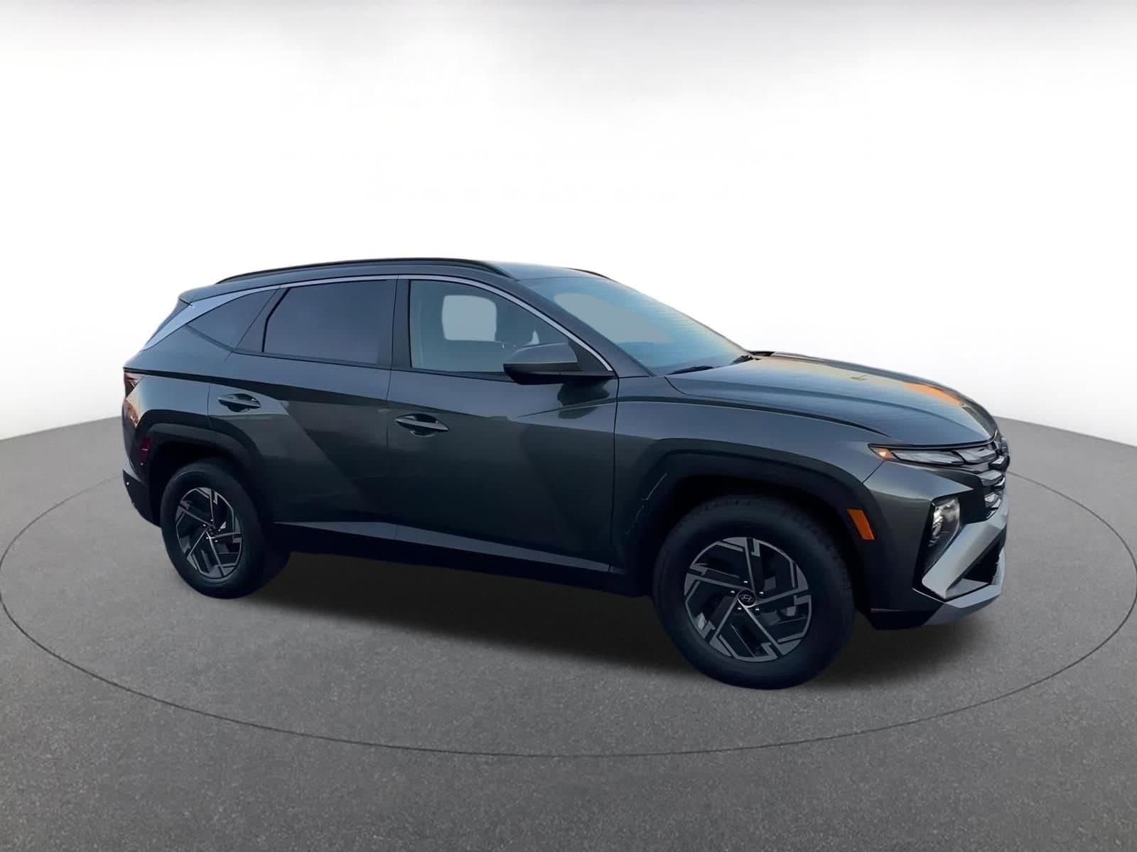 Thumbnail: 2025 Hyundai Tucson - 2