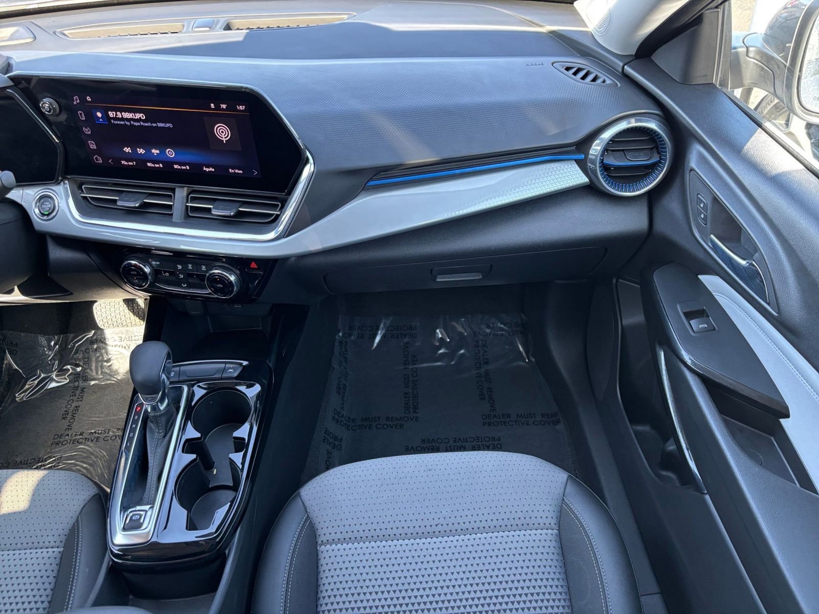 Thumbnail: 2025 Chevrolet Trax - 34