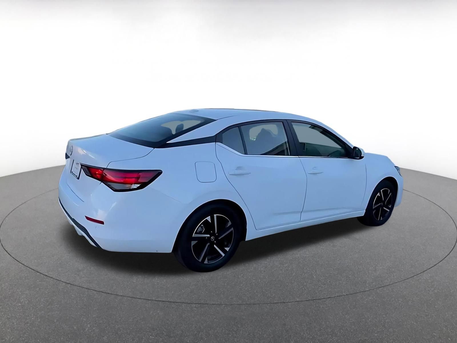 Thumbnail: 2025 Nissan Sentra - 15