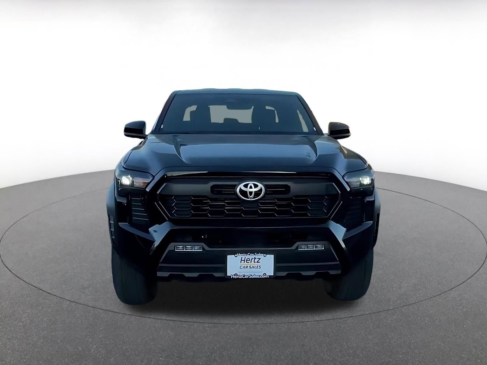 Thumbnail: 2025 Toyota Tacoma - 3