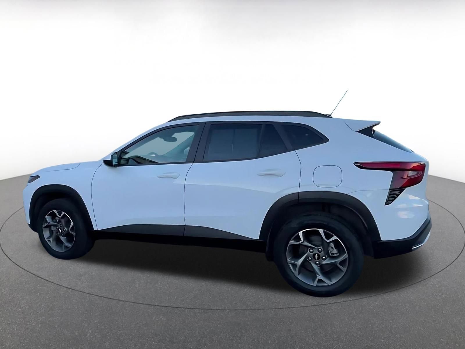 Thumbnail: 2025 Chevrolet Trax - 10