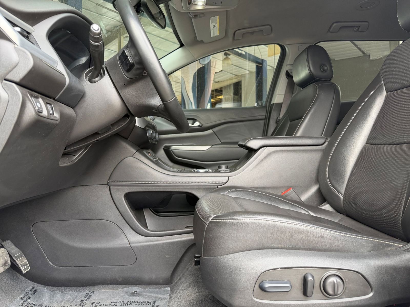 Thumbnail: 2023 GMC Acadia - 29