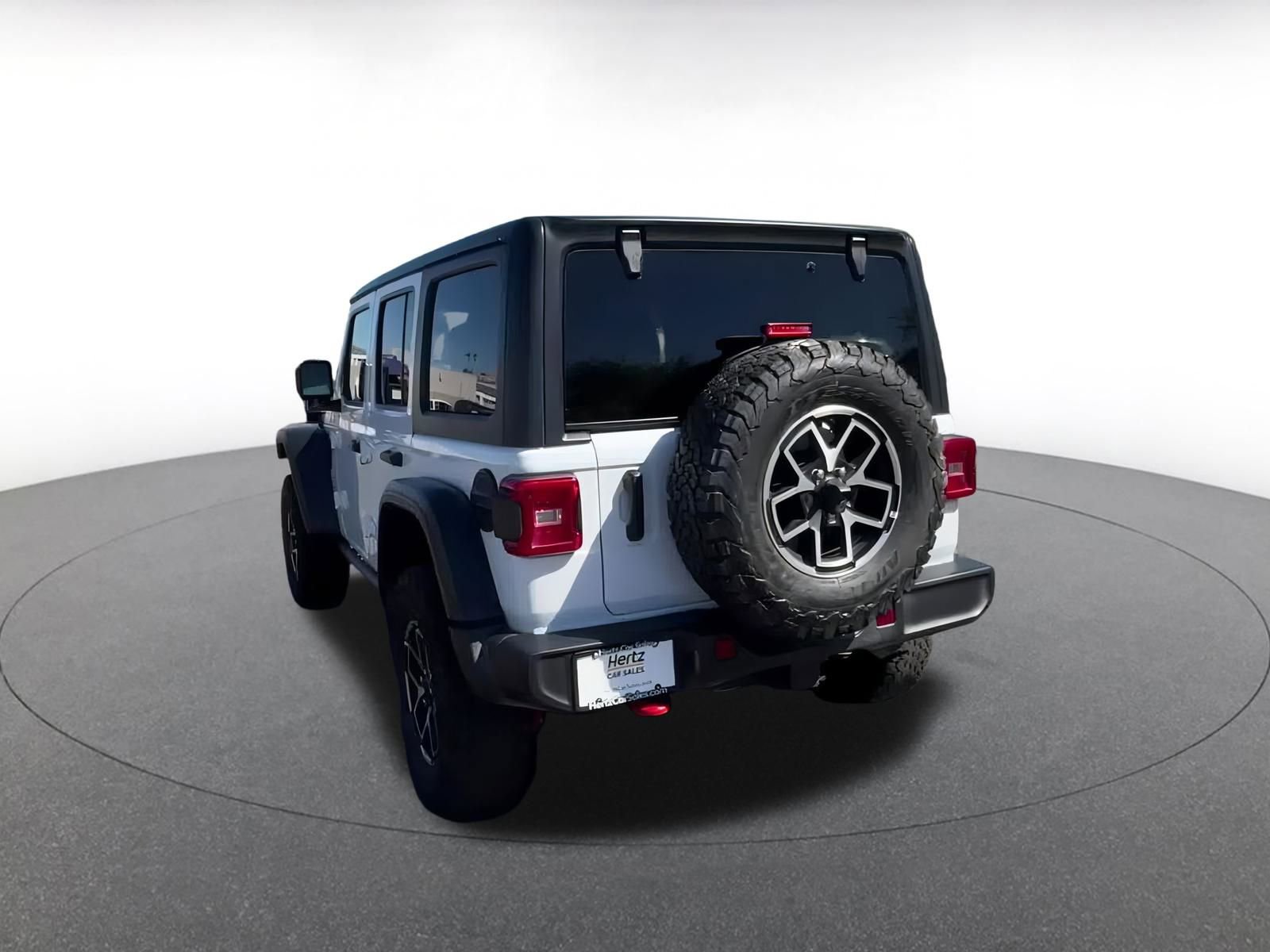 Thumbnail: 2025 Jeep Wrangler - 15
