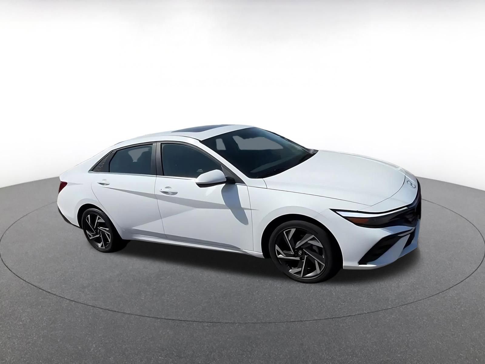 Thumbnail: 2025 Hyundai Elantra - 2