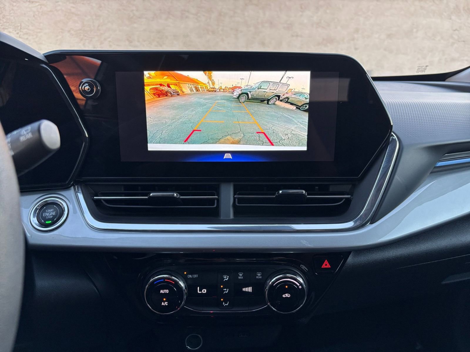 Thumbnail: 2025 Chevrolet Trax - 18