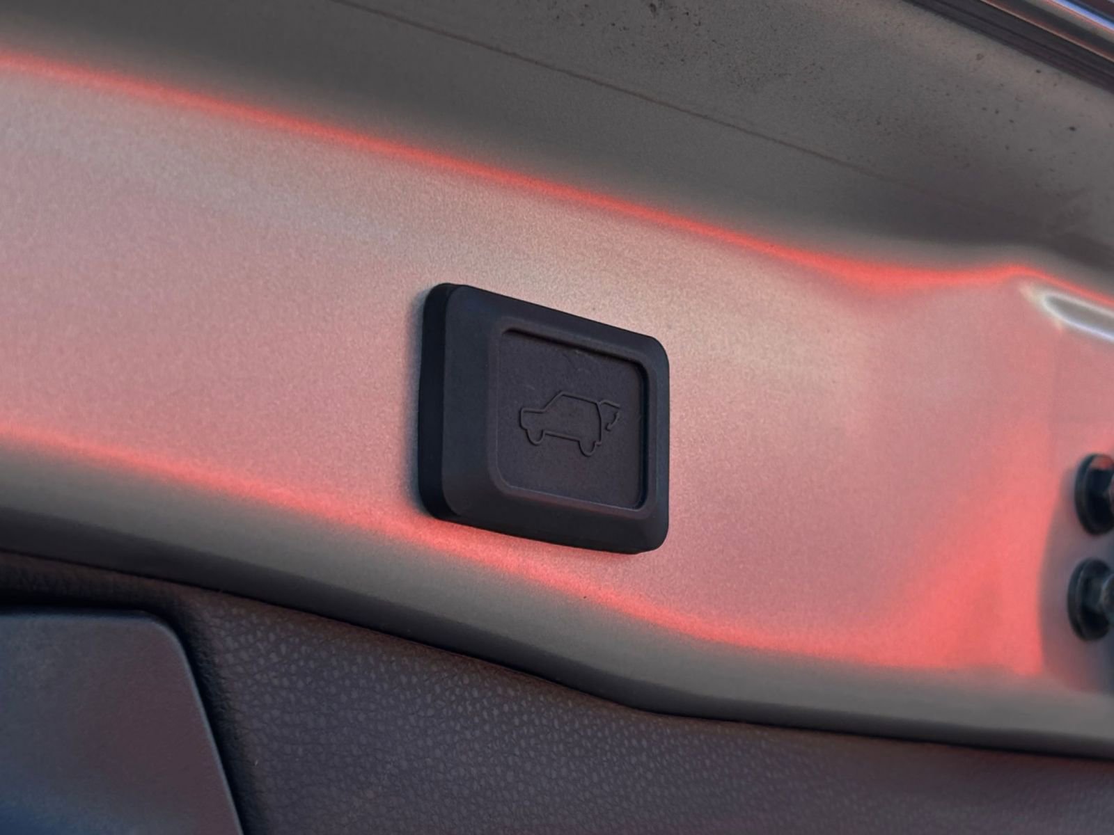 Thumbnail: 2025 Toyota RAV4 - 24