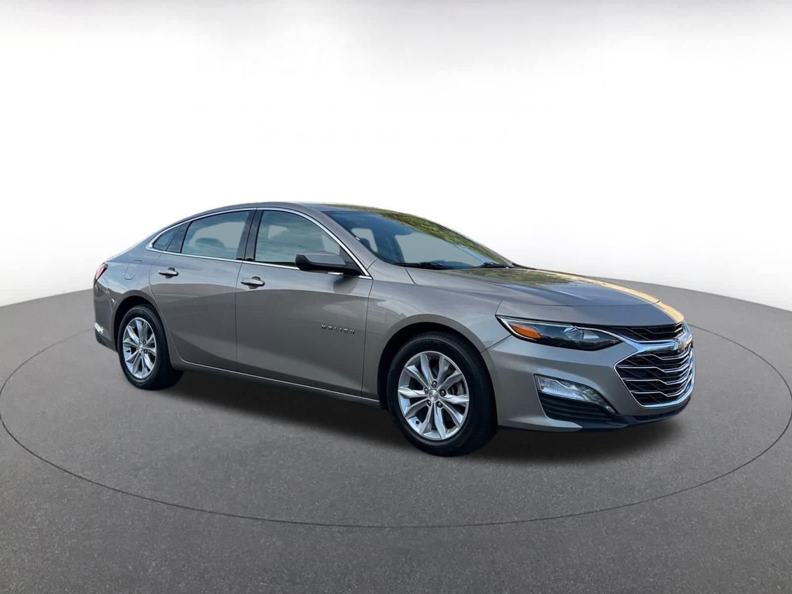 Thumbnail: 2023 Chevrolet Malibu - 1
