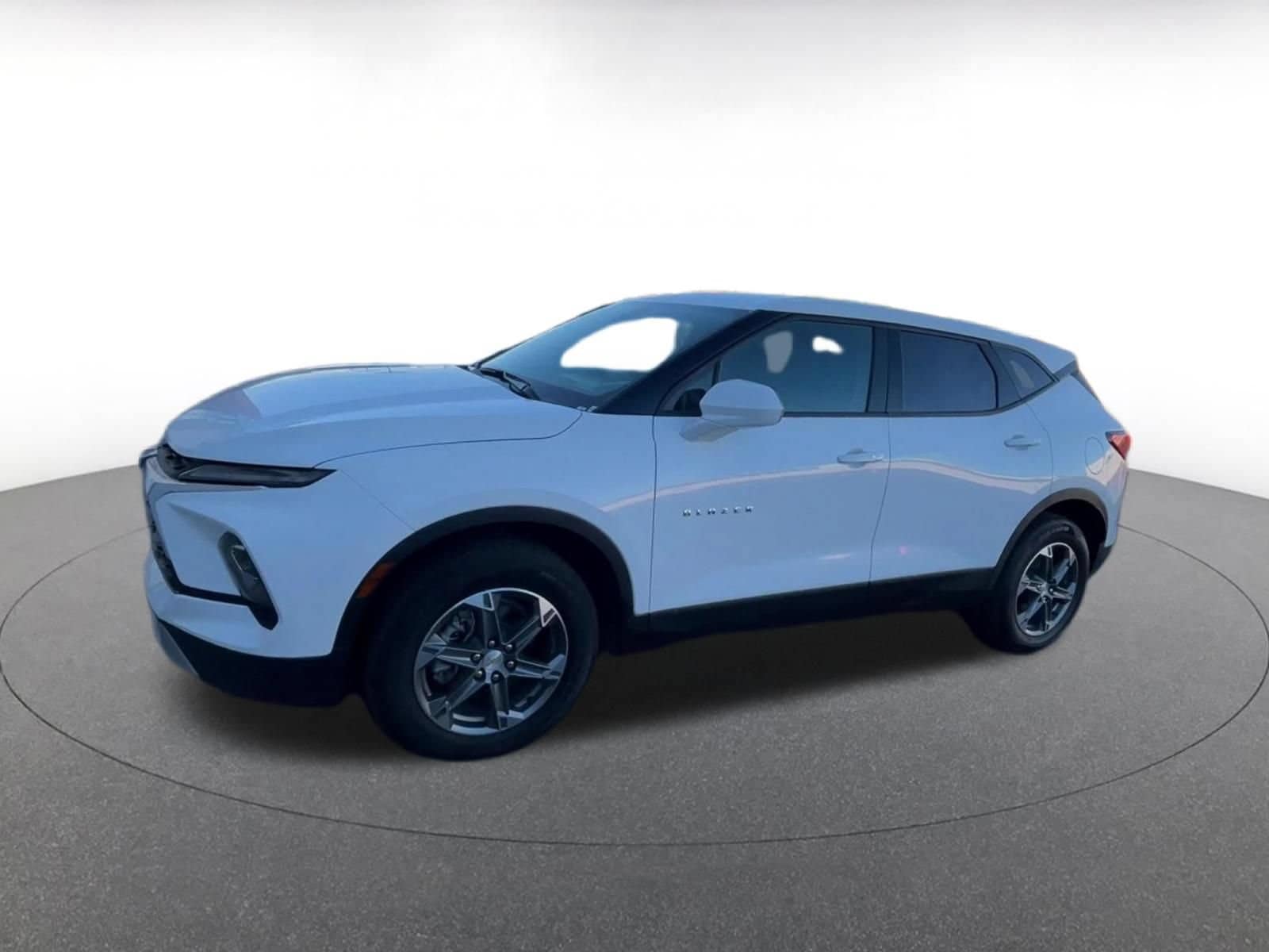 Thumbnail: 2025 Chevrolet Blazer - 8