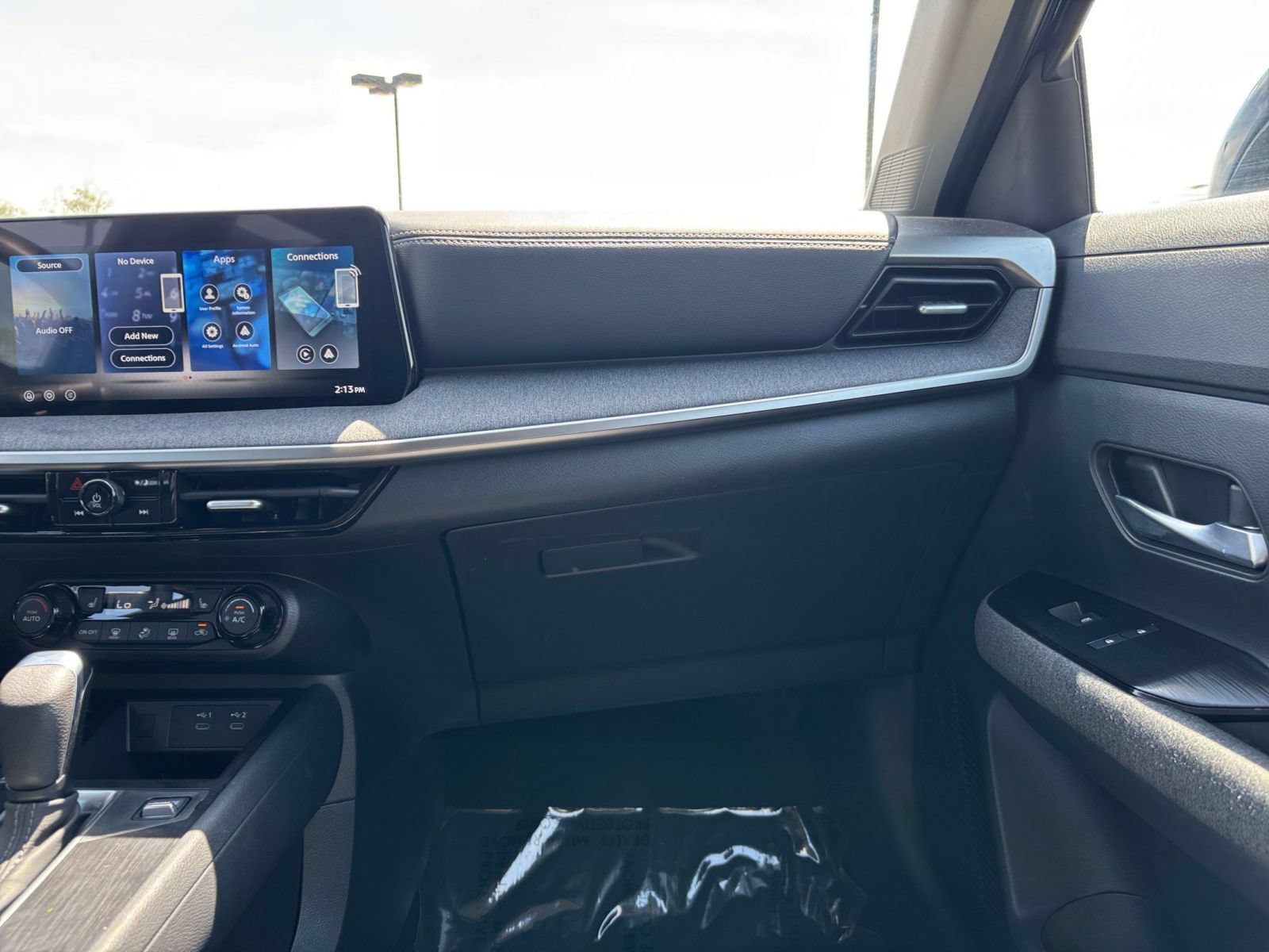 Thumbnail: 2026 Nissan Kicks - 33