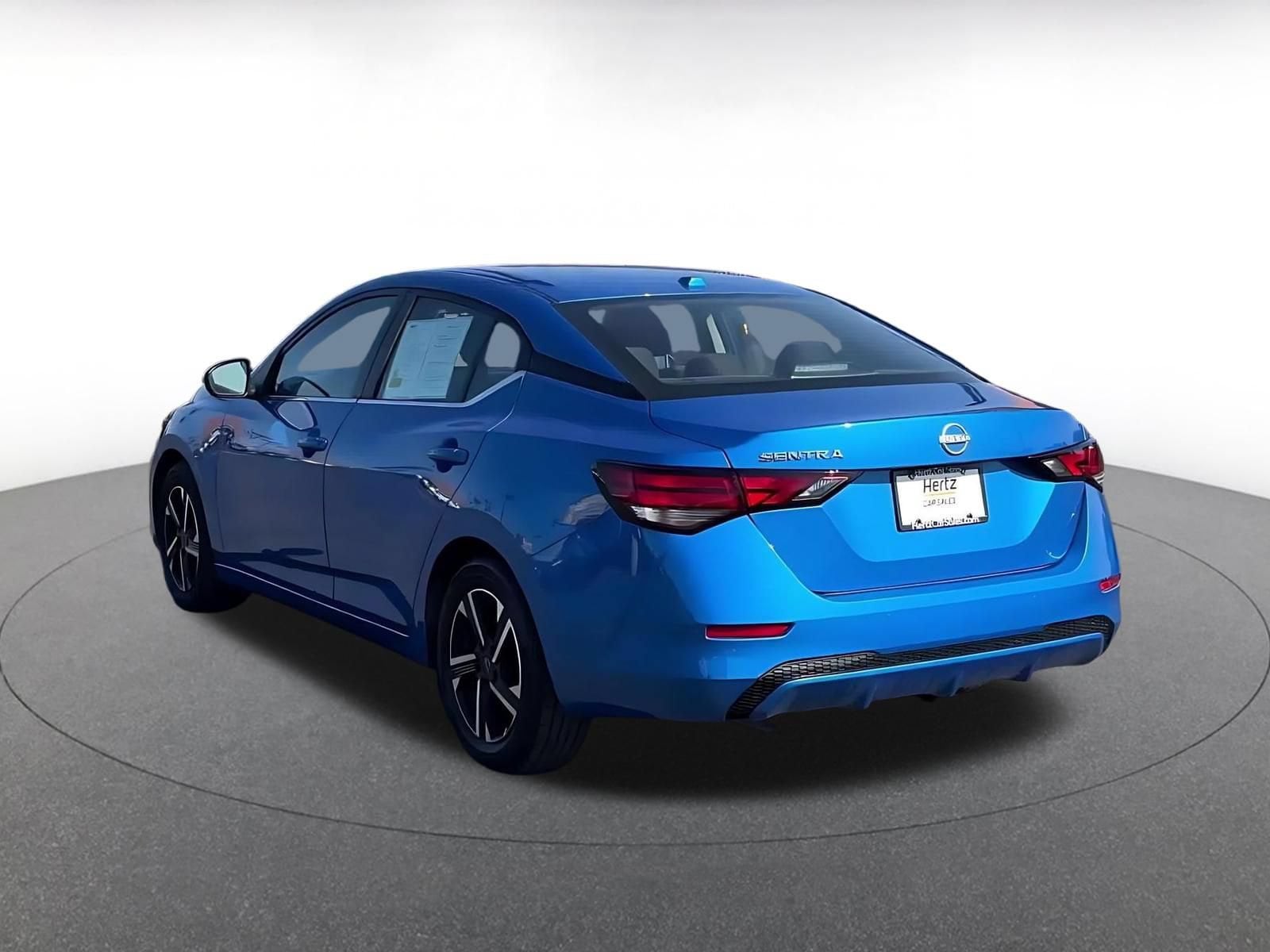 Thumbnail: 2025 Nissan Sentra - 10