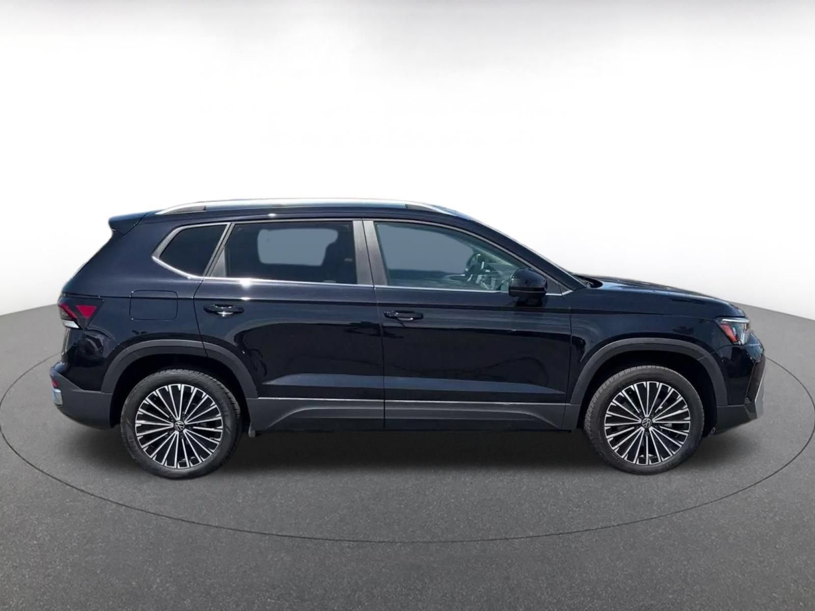 Thumbnail: 2026 Volkswagen Taos - 13