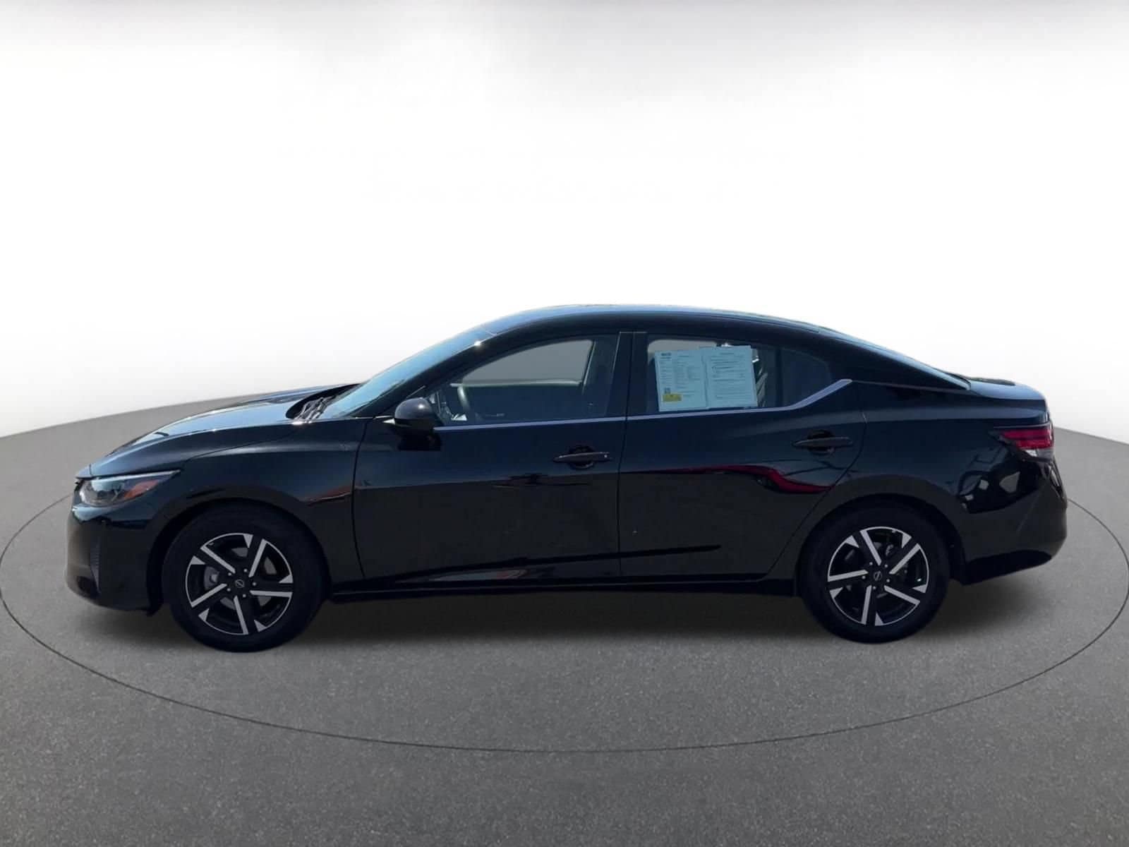 Thumbnail: 2025 Nissan Sentra - 8