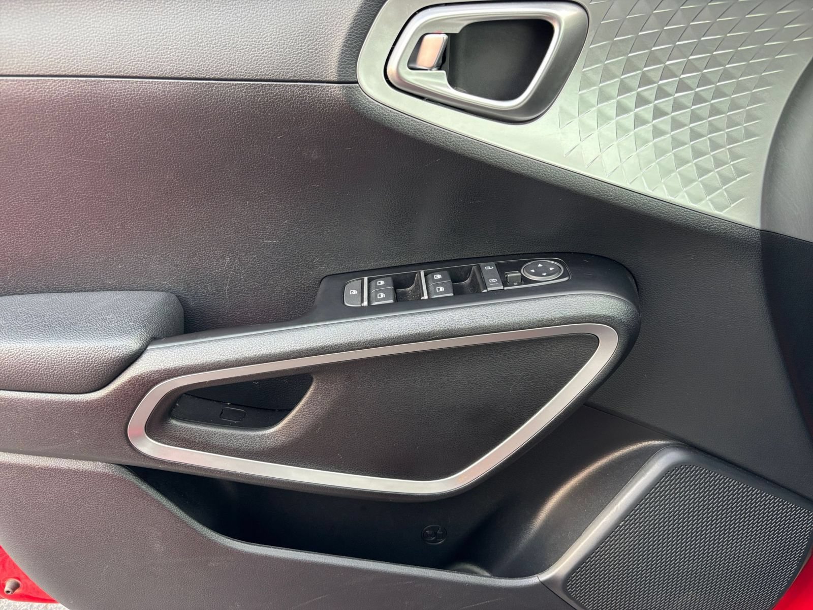 Thumbnail: 2025 Kia Soul - 18