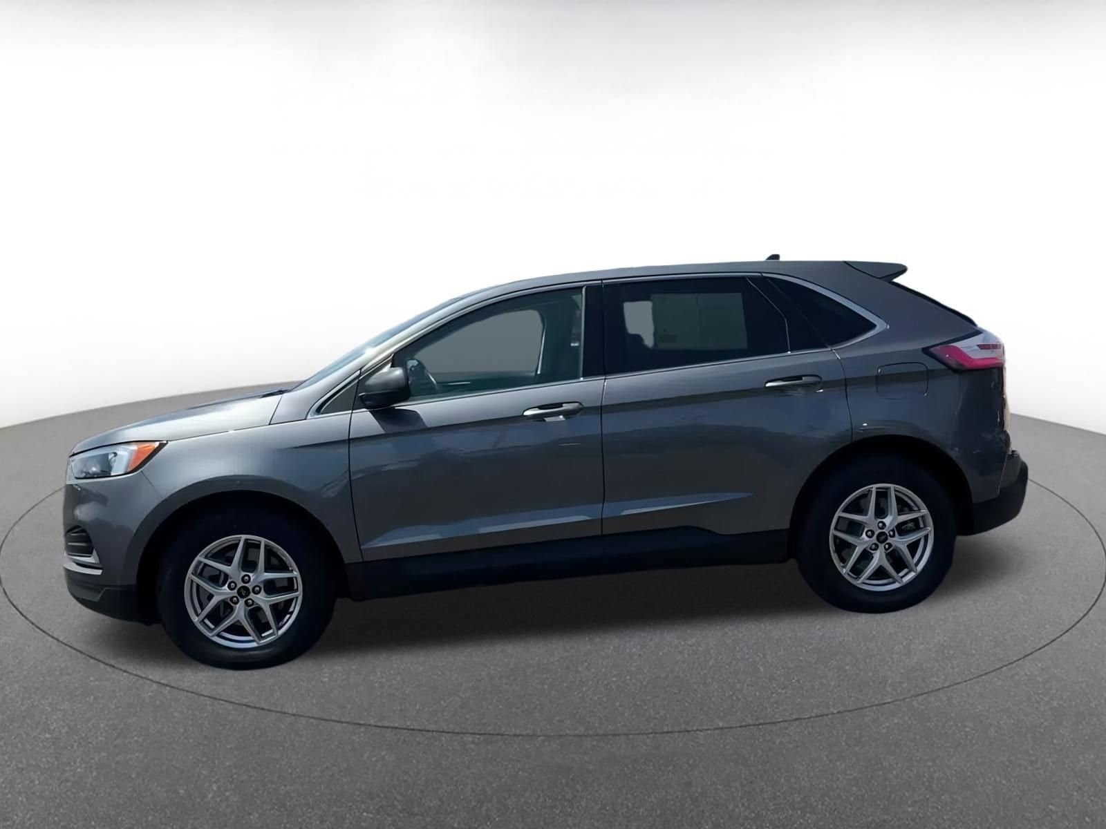 Thumbnail: 2024 Ford Edge - 9