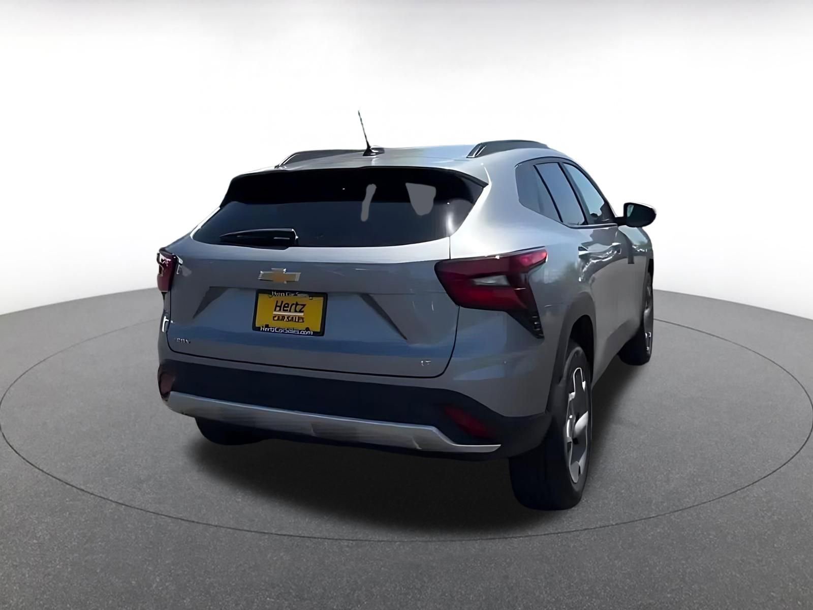 Thumbnail: 2025 Chevrolet Trax - 15