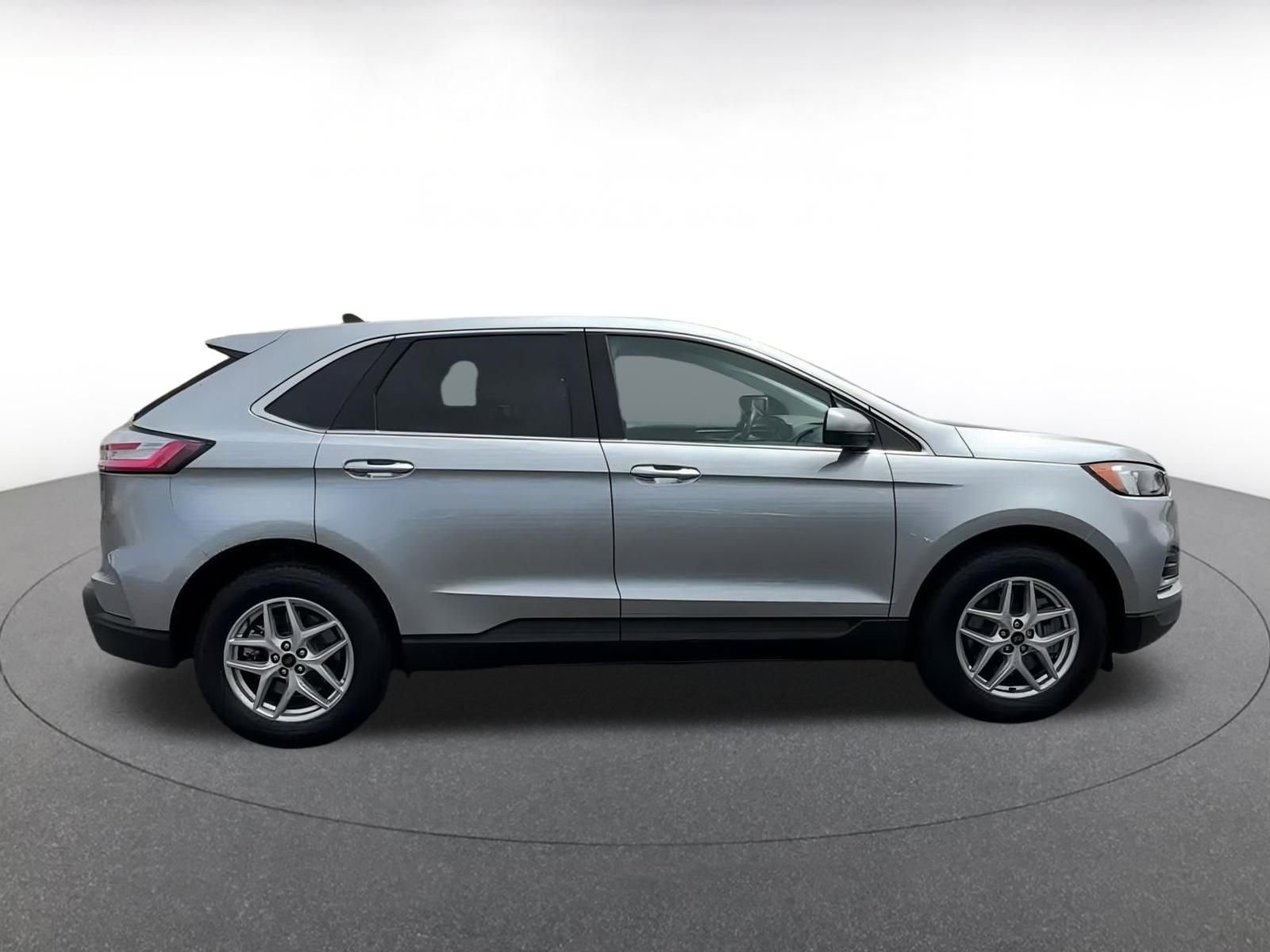Thumbnail: 2024 Ford Edge - 16