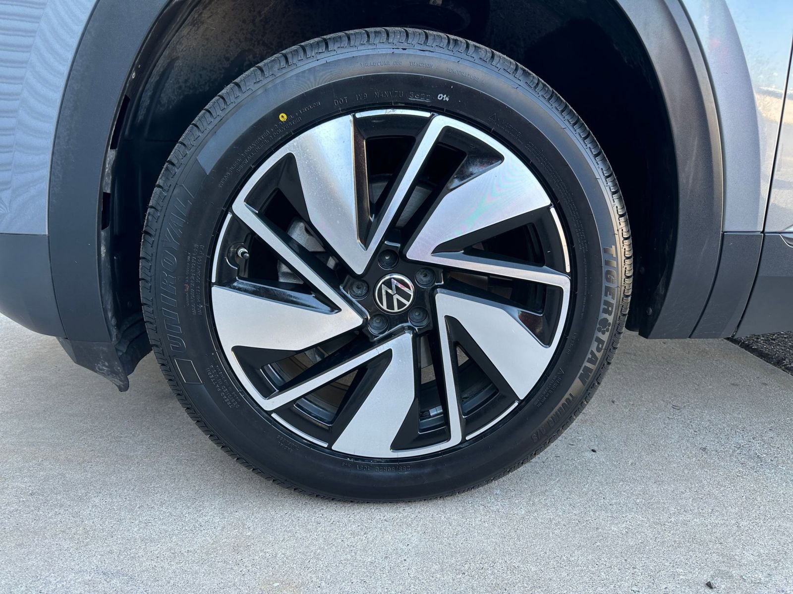 Thumbnail: 2024 Volkswagen Atlas - 31