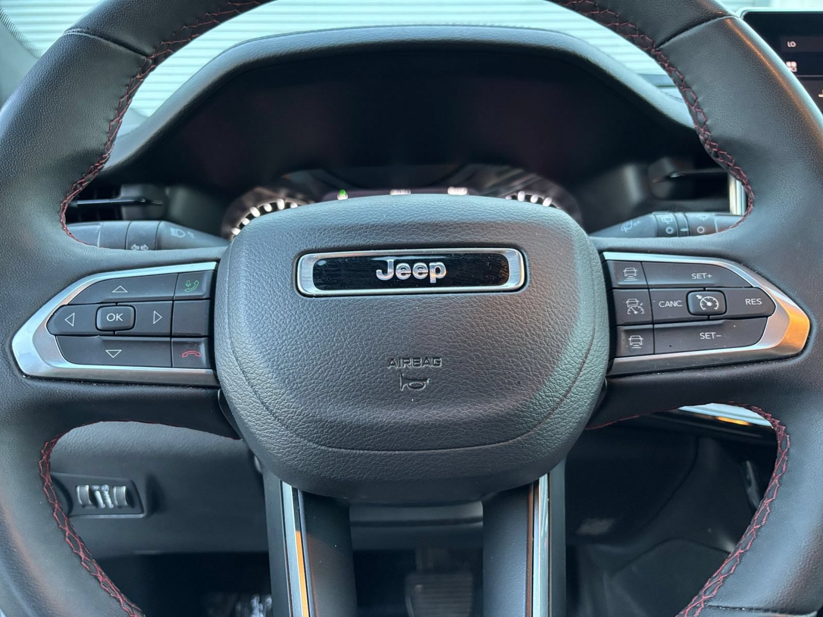 Thumbnail: 2025 Jeep Compass - 26