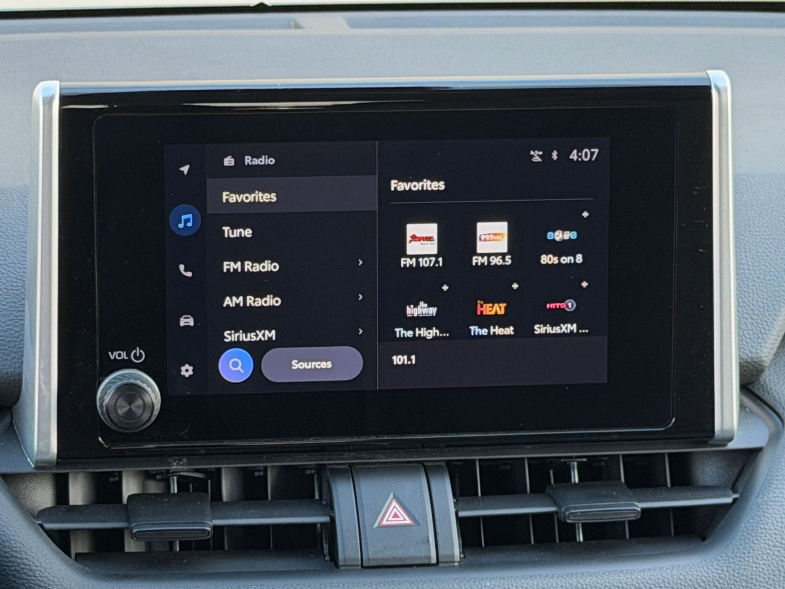 Thumbnail: 2025 Toyota RAV4 - 21