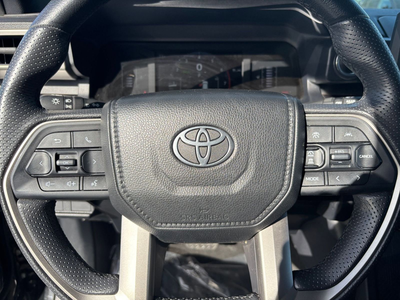 Thumbnail: 2025 Toyota 4Runner - 28