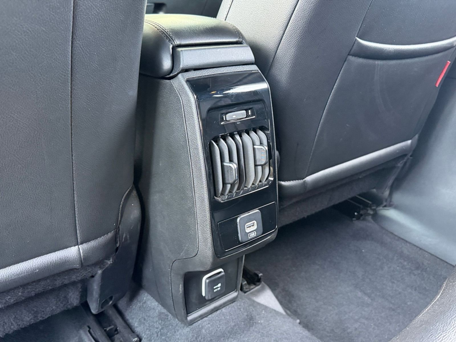 Thumbnail: 2025 Jeep Compass - 22