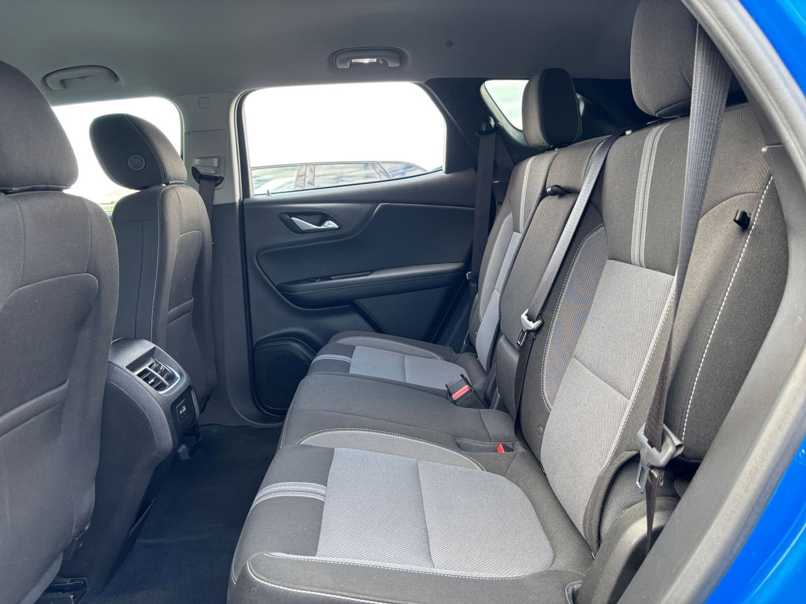 Thumbnail: 2025 Chevrolet Blazer - 28