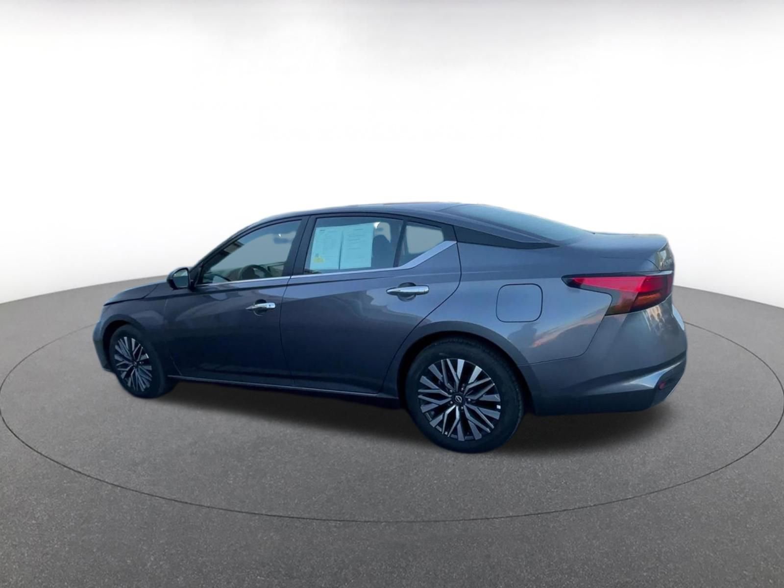 Thumbnail: 2025 Nissan Altima - 10