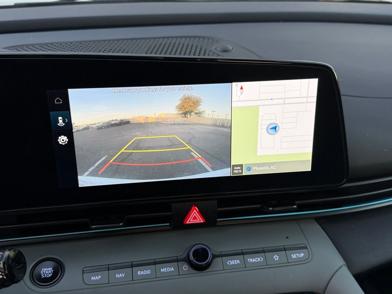 Thumbnail: 2025 Hyundai Elantra - 17