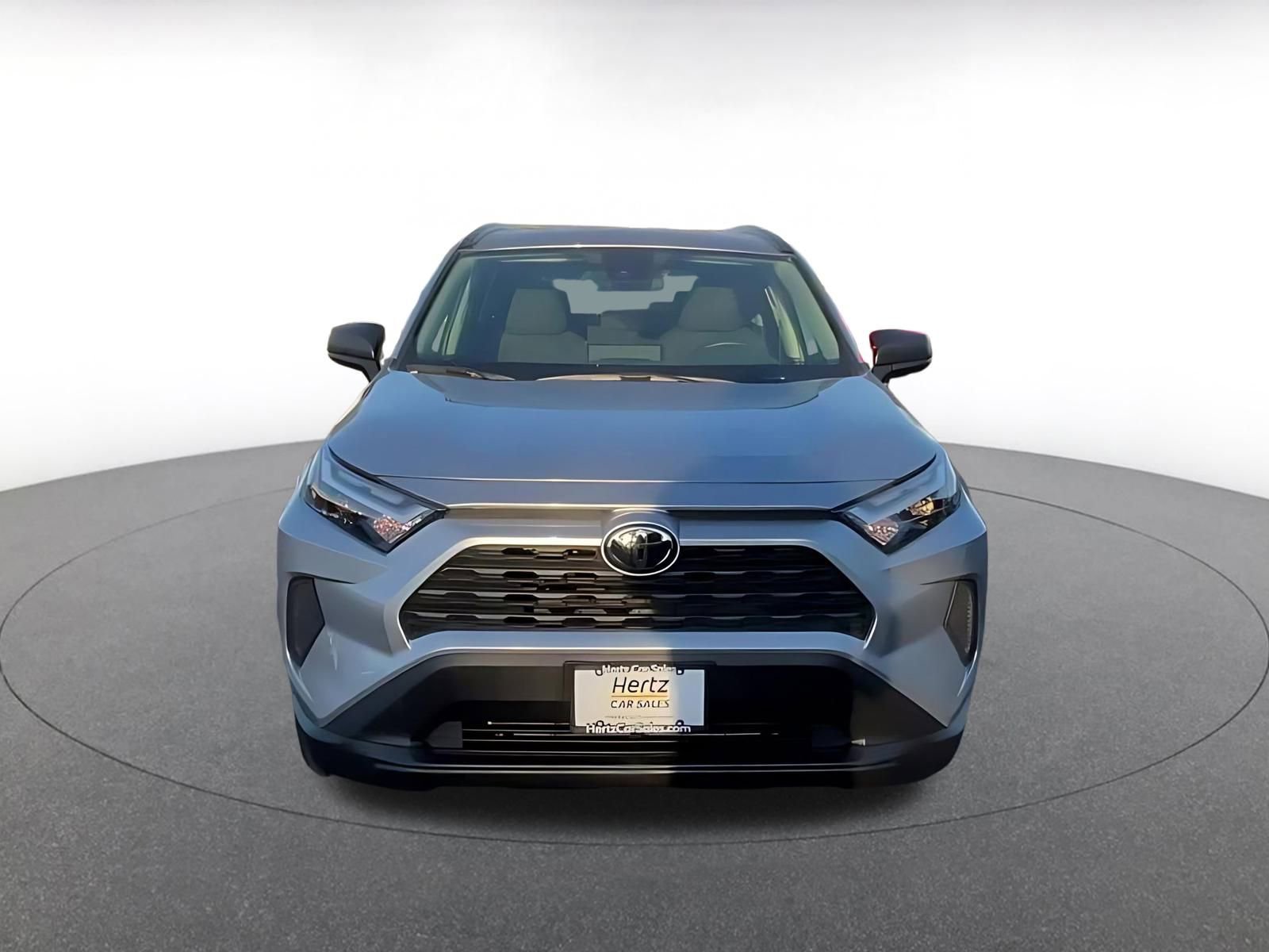 Thumbnail: 2025 Toyota RAV4 - 4