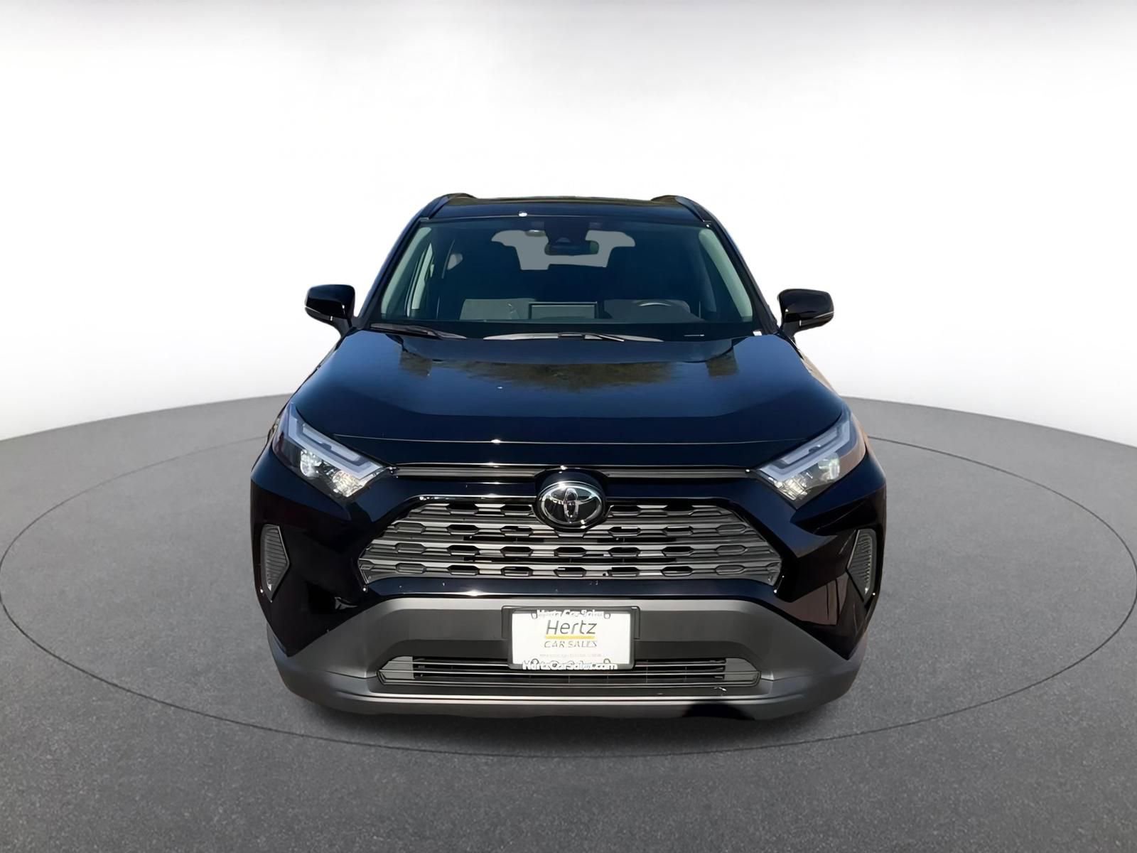 Thumbnail: 2025 Toyota RAV4 - 4