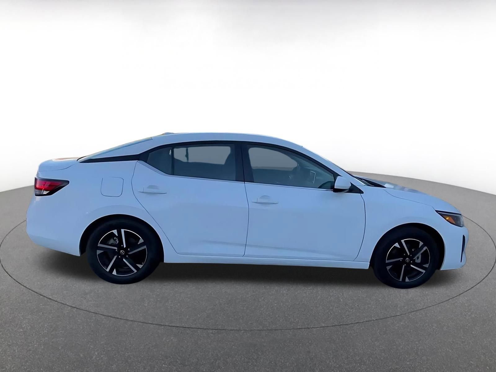 Thumbnail: 2025 Nissan Sentra - 16