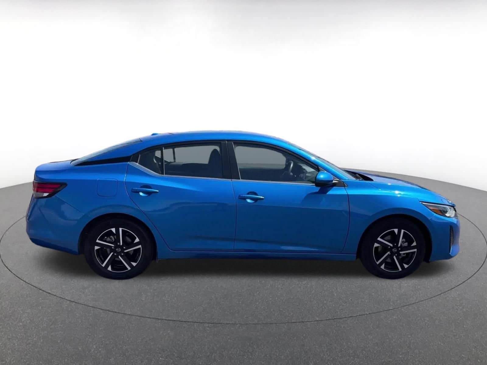 Thumbnail: 2025 Nissan Sentra - 13