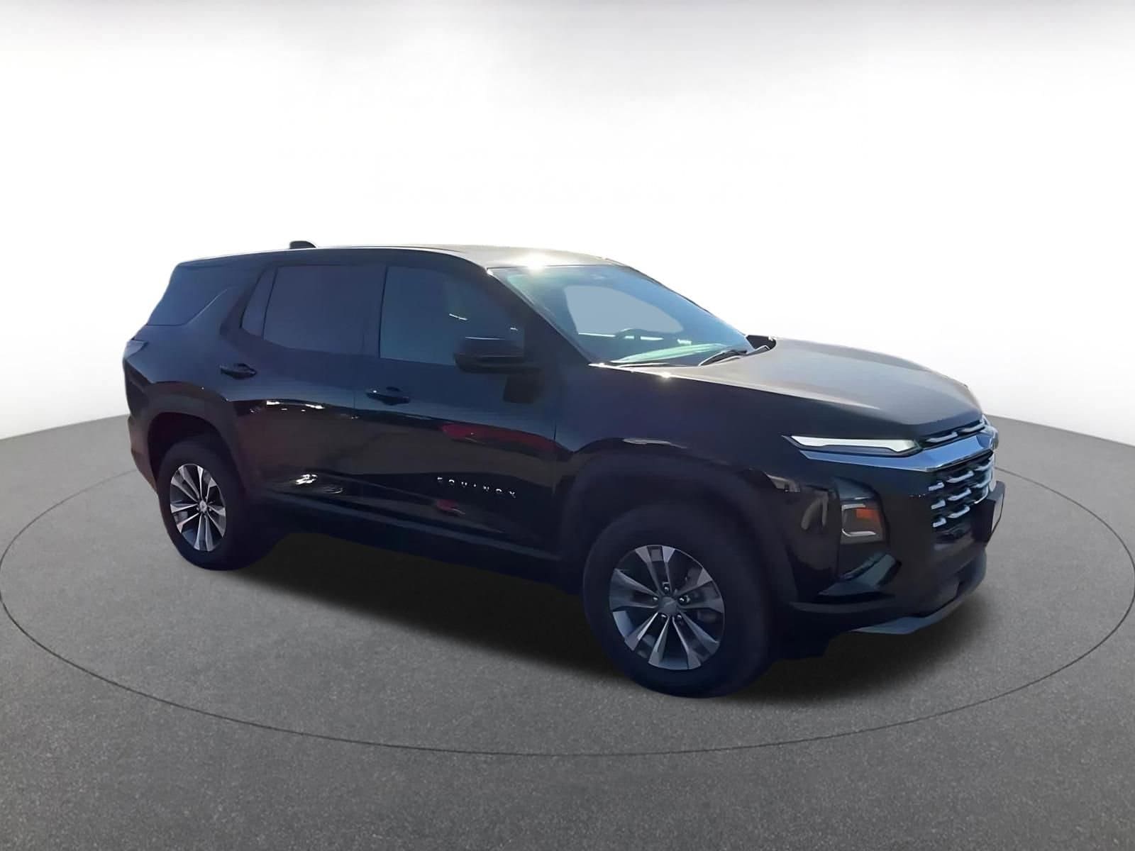 Thumbnail: 2025 Chevrolet Equinox - 2