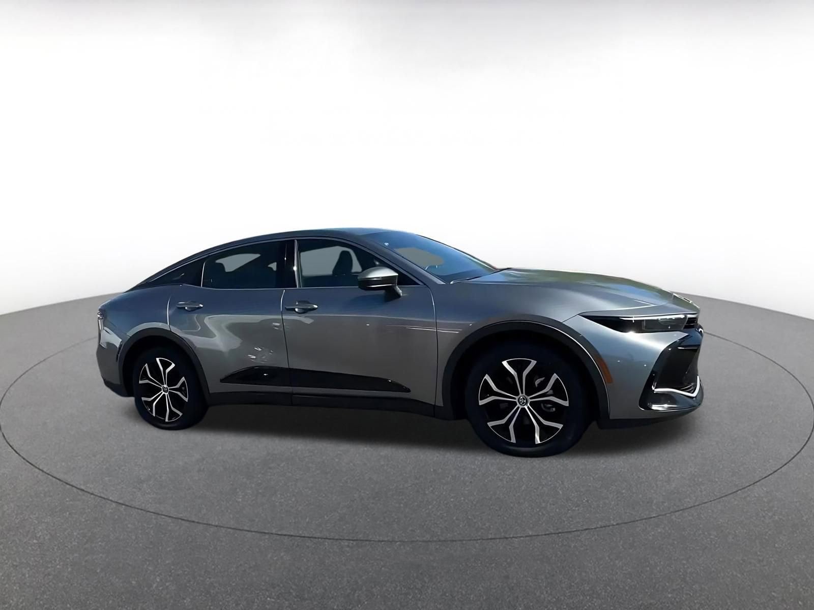 Thumbnail: 2025 Toyota Crown - 2