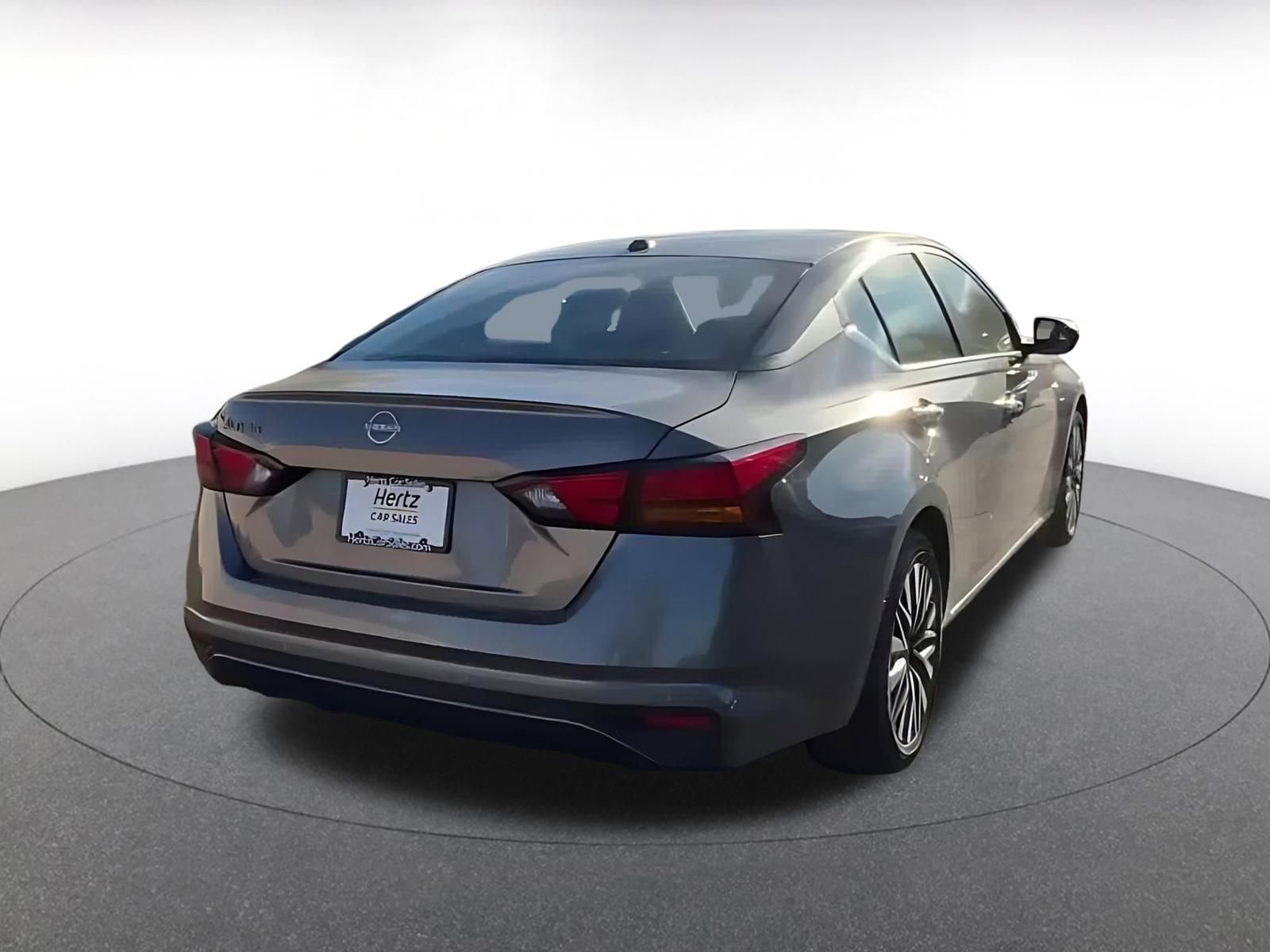 Thumbnail: 2025 Nissan Altima - 14