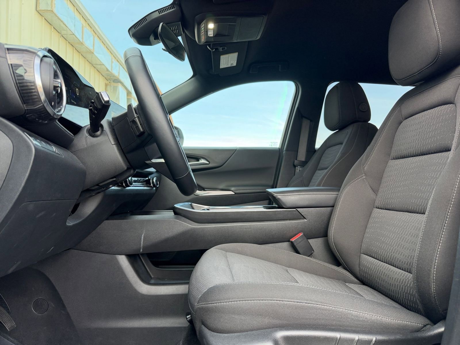 Thumbnail: 2025 Chevrolet Equinox - 28