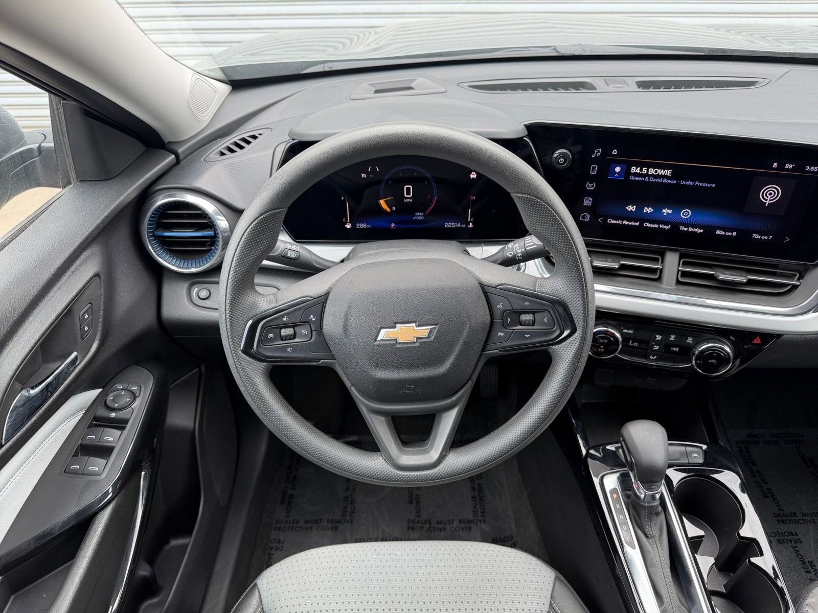 Thumbnail: 2025 Chevrolet Trax - 33