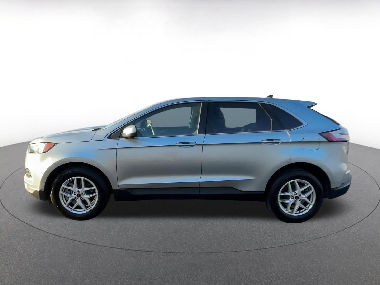 Thumbnail: 2024 Ford Edge - 9