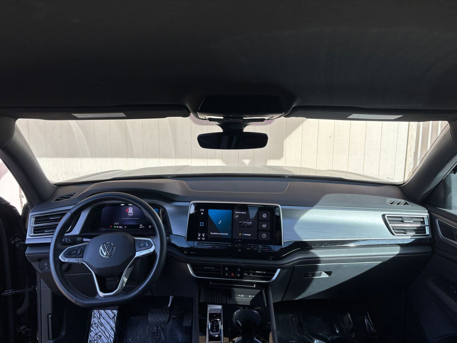 Thumbnail: 2025 Volkswagen Atlas - 35