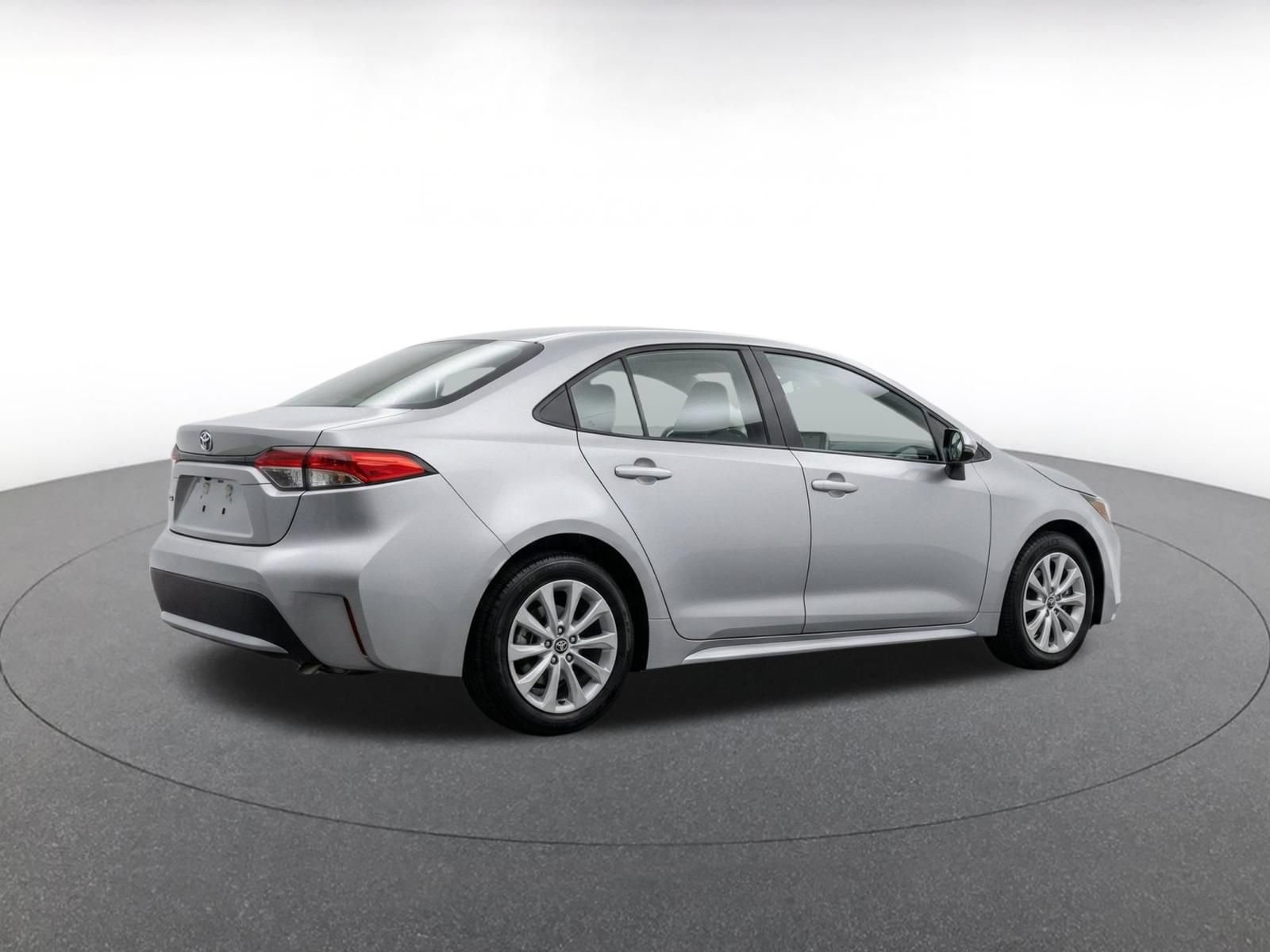 Thumbnail: 2025 Toyota Corolla - 9