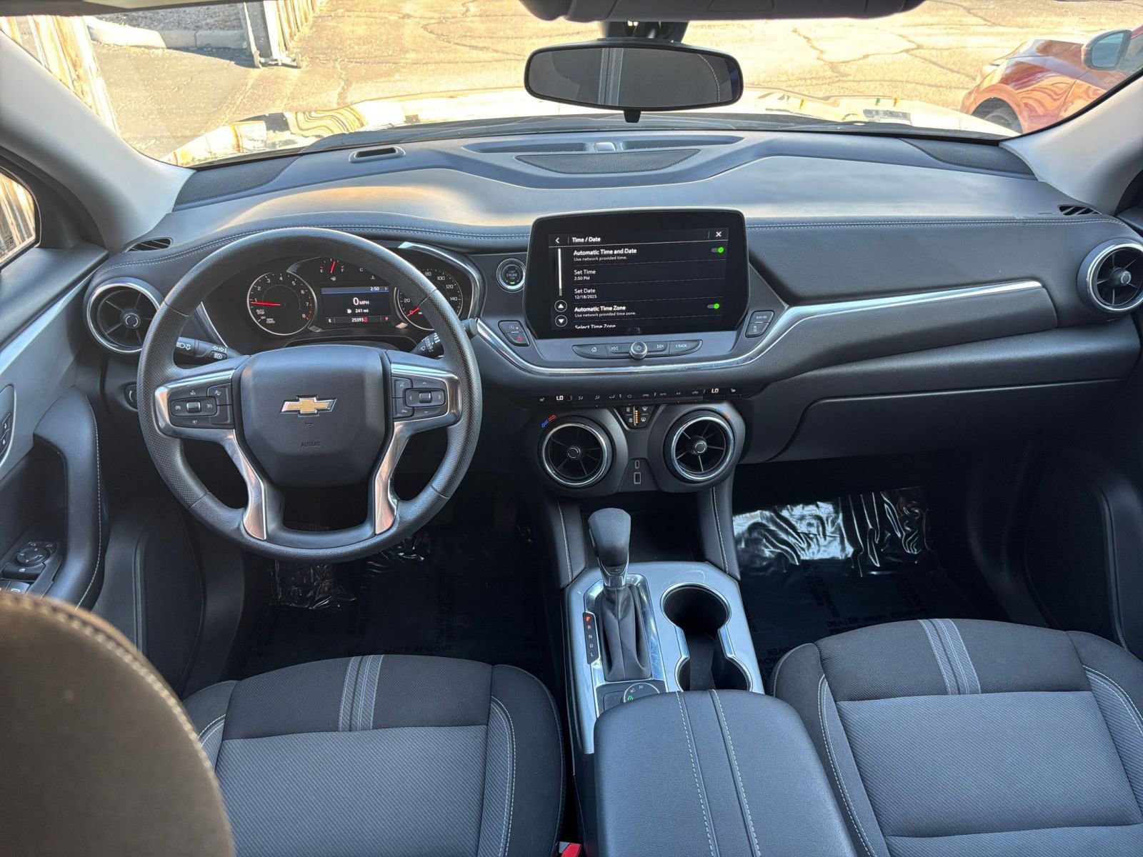 Thumbnail: 2025 Chevrolet Blazer - 33