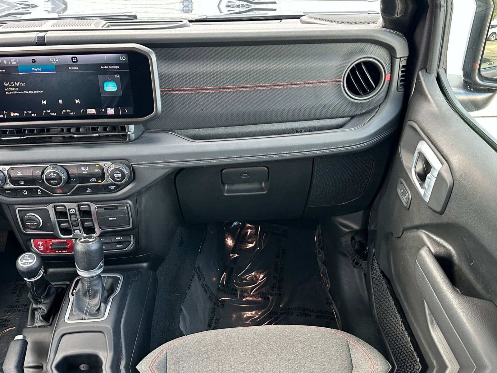 Thumbnail: 2025 Jeep Wrangler - 34