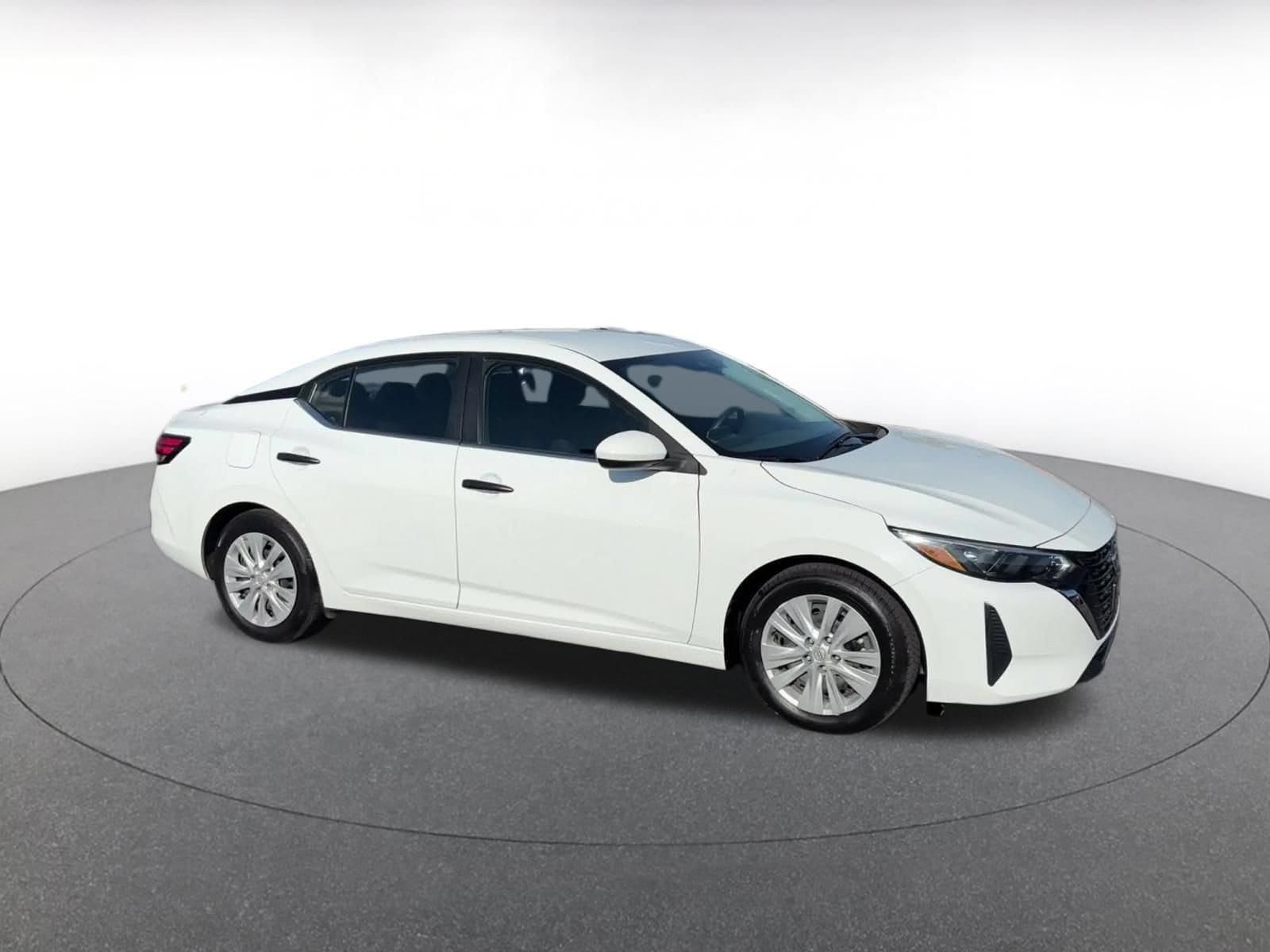Thumbnail: 2025 Nissan Sentra - 2