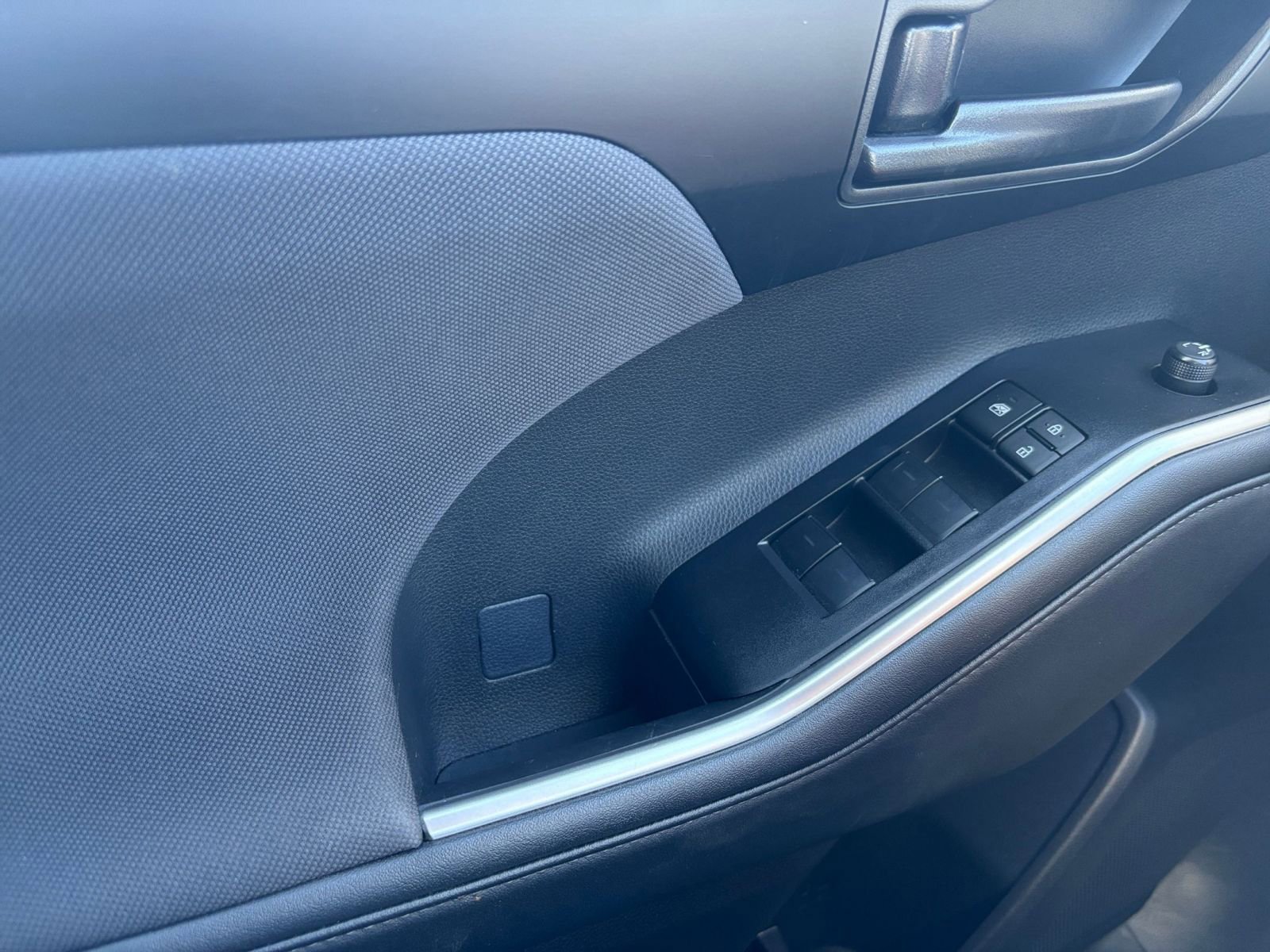 Thumbnail: 2025 Toyota Highlander - 18