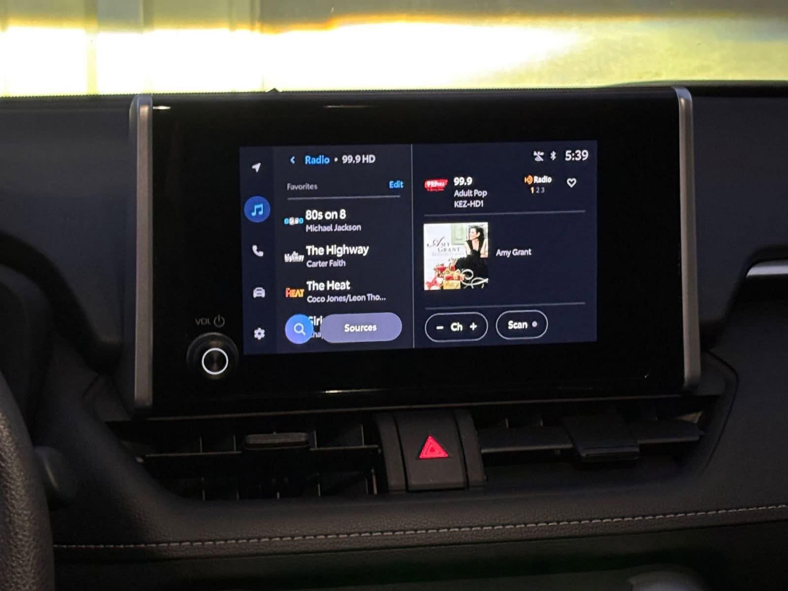 Thumbnail: 2025 Toyota RAV4 - 21