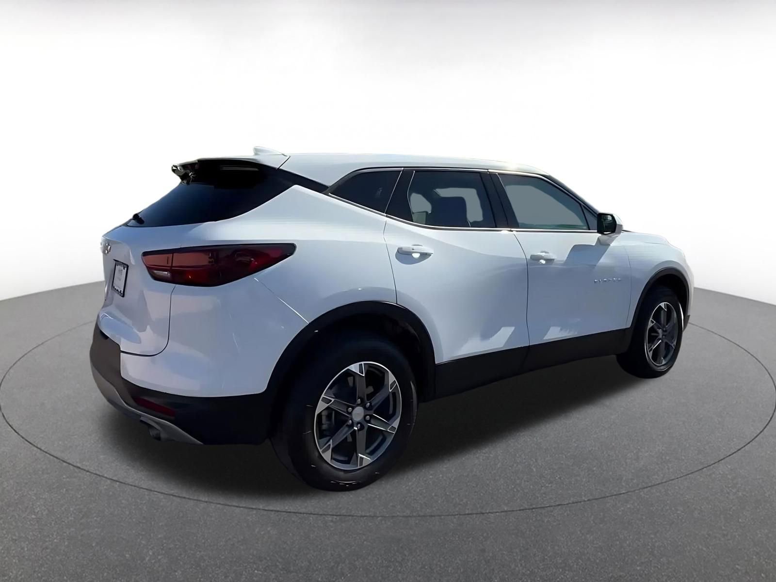 Thumbnail: 2025 Chevrolet Blazer - 15