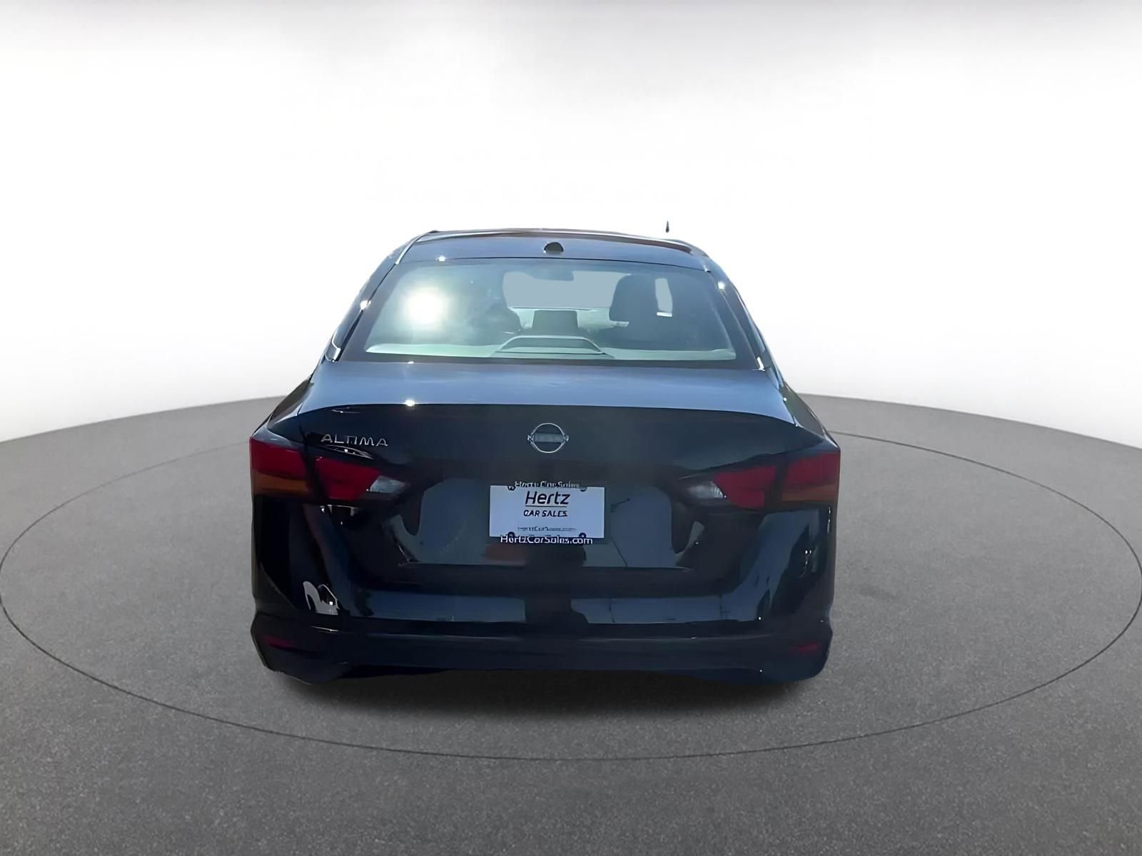 Thumbnail: 2025 Nissan Altima - 11