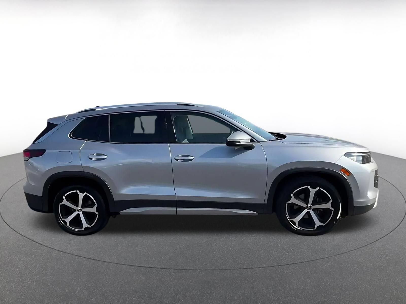 Thumbnail: 2026 Volkswagen Tiguan - 13