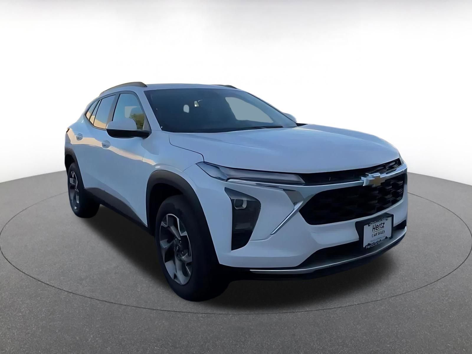 Thumbnail: 2025 Chevrolet Trax - 3